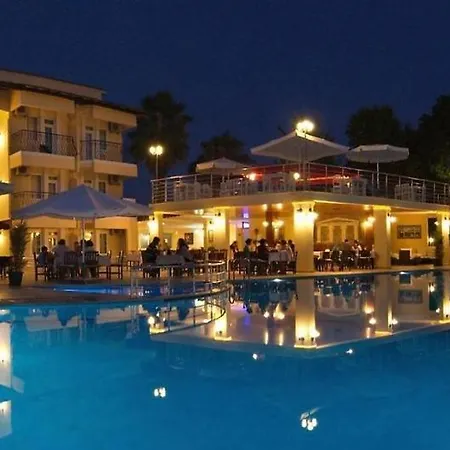 Grand Cinar Φετιγιέ
